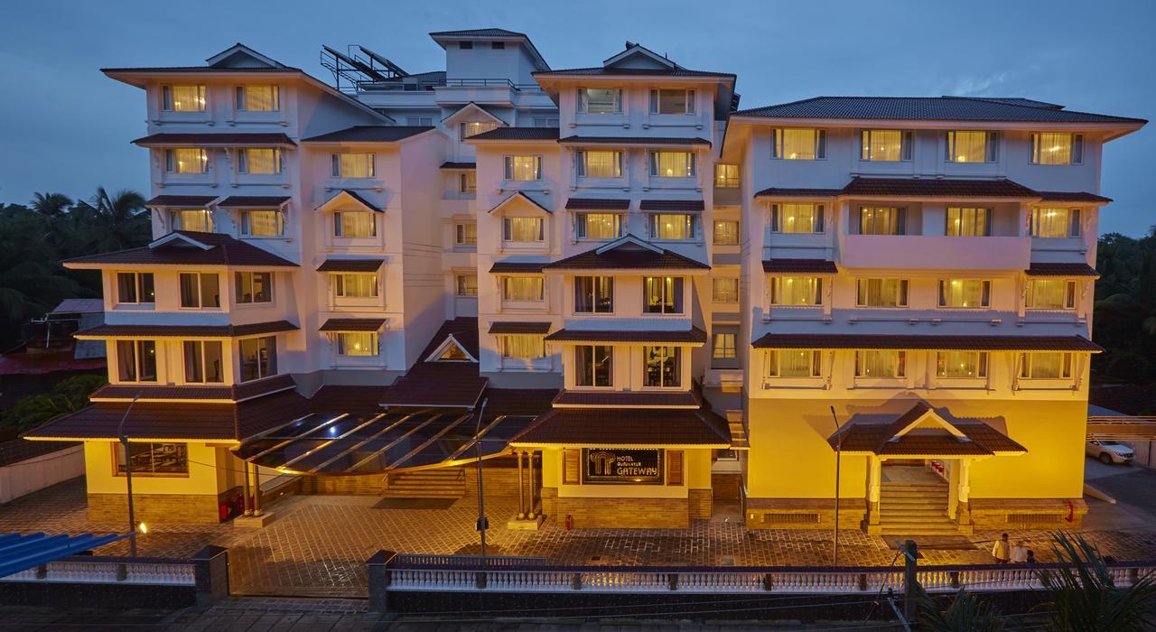 Hotel Sterling Guruvāyūr Exterior foto
